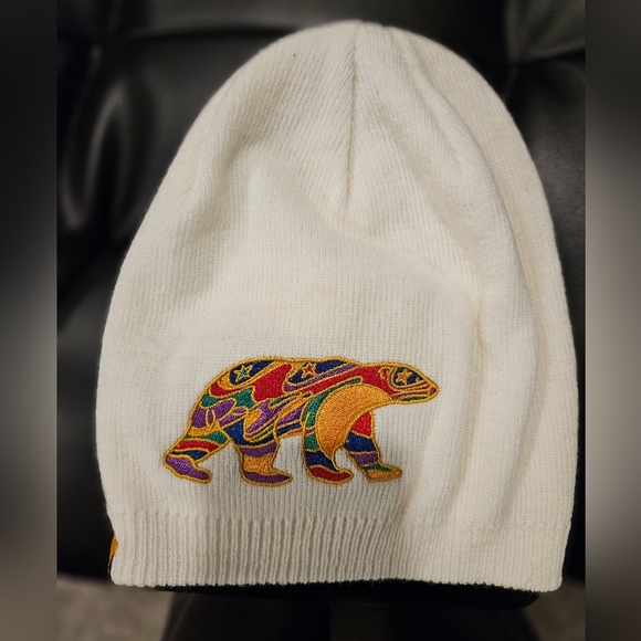 NWOT Dawn Omon Alpha Bear Beanie - Picture 1 of 5
